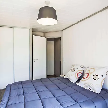 Natura 6p By Interhome