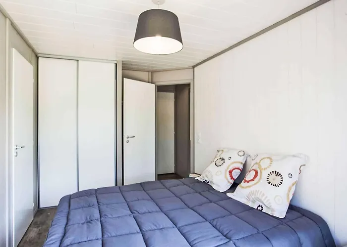 Natura 6p By Interhome